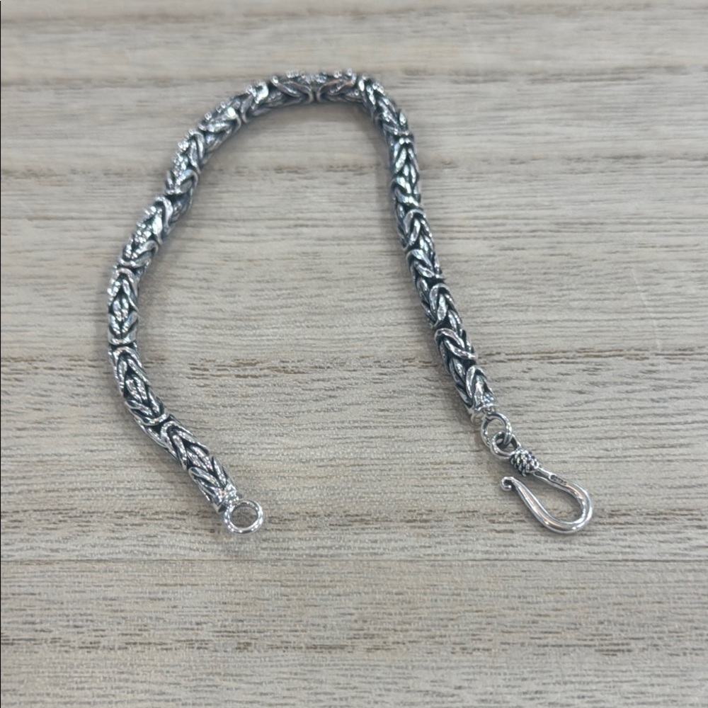 7” 3.5mm Rhodium Finish .925 Silver Byzantine Bracelet
